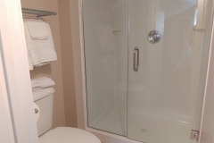 Colonial BR bath